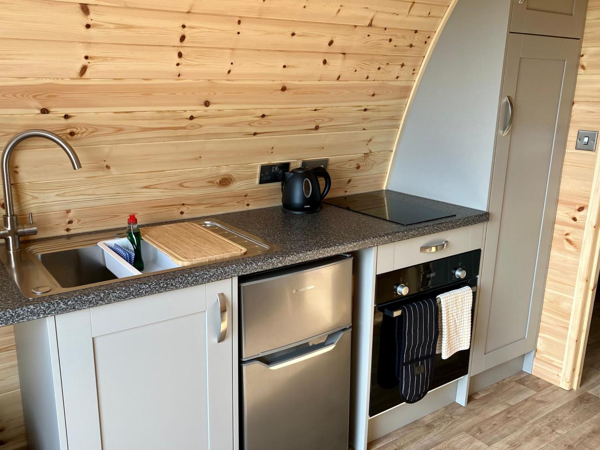 Waterpump Pod For 2 Adults With Ensuite In The Suffolk Countryside Badingham Buitenkant foto